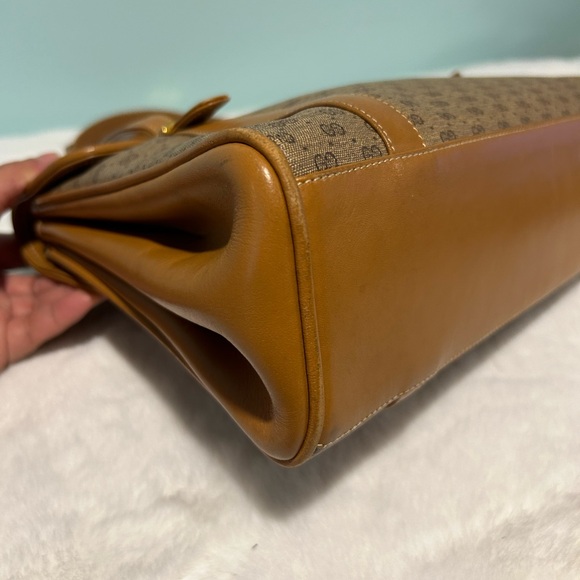 Authentic Gucci Vintage Shoulder Bag in leather and PVC materials. Pre-owned - Picture 5 of 12